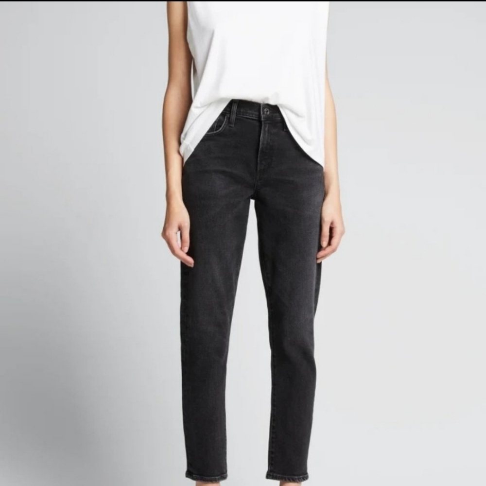 Agolde Toni Midrise Straight Size 25 Style# A133B-1274
